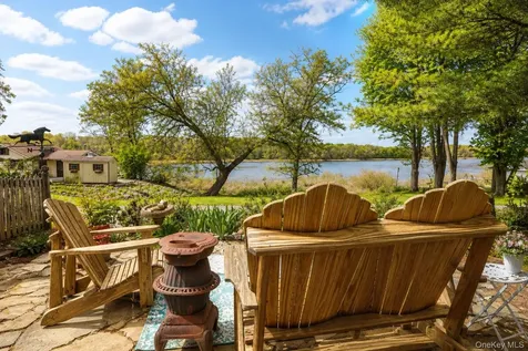 1 Warwick Place Florida NY 10921