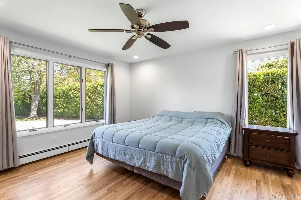 68 W Apollo Drive Riverhead NY 11901