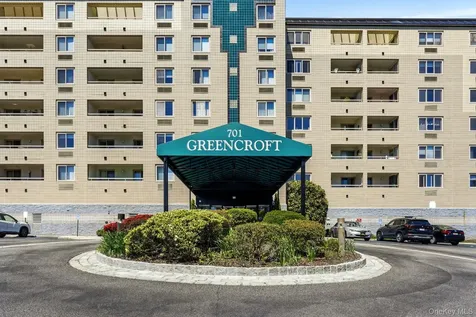 701 Pelham Road New Rochelle NY 10805
