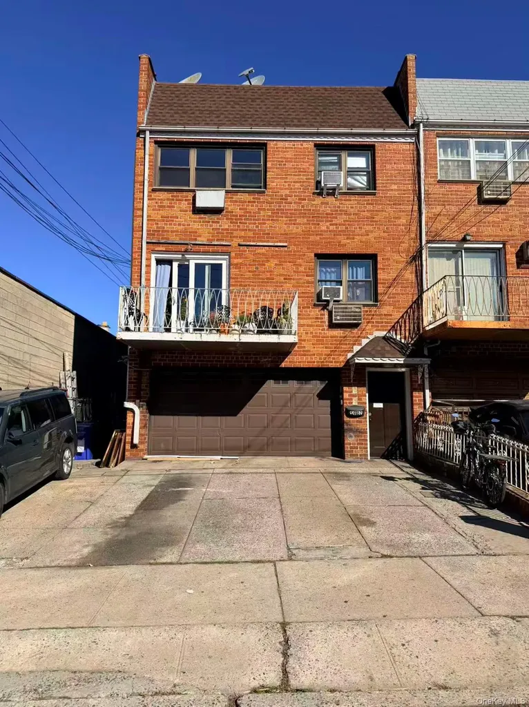 5907 59th Drive Maspeth NY 11378