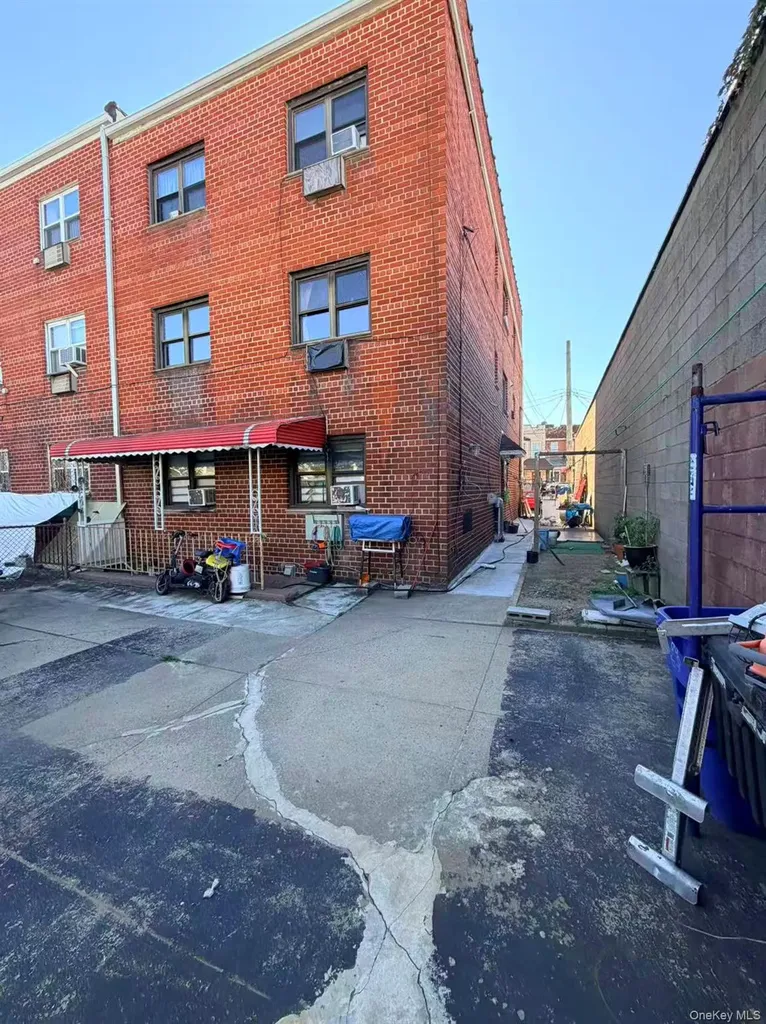 5907 59th Drive Maspeth NY 11378