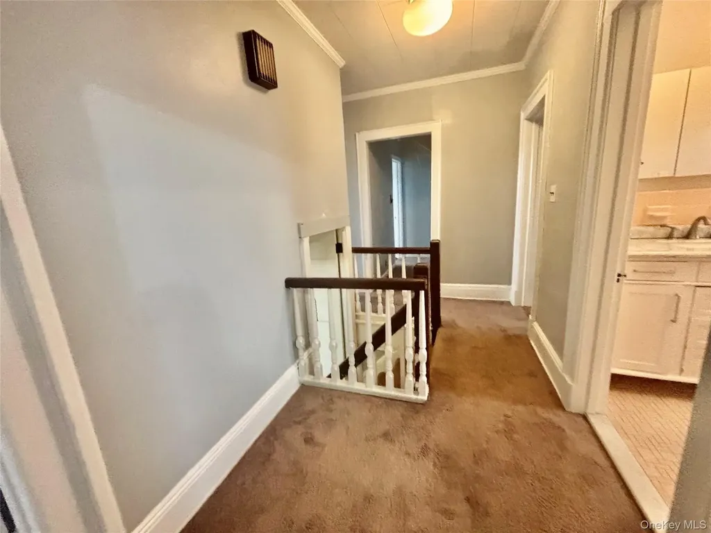 92 Wavecrest Street Valley Stream NY 11581