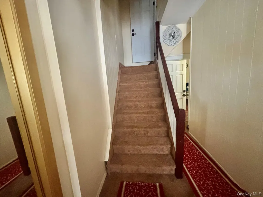 92 Wavecrest Street Valley Stream NY 11581