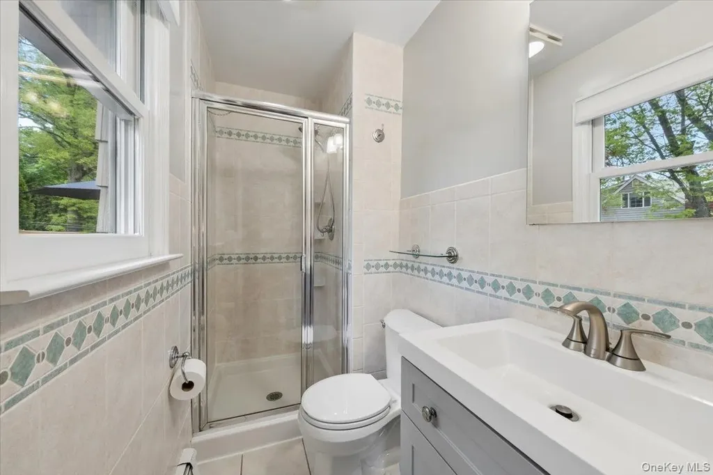 2 Carrigan Avenue White Plains NY 10605