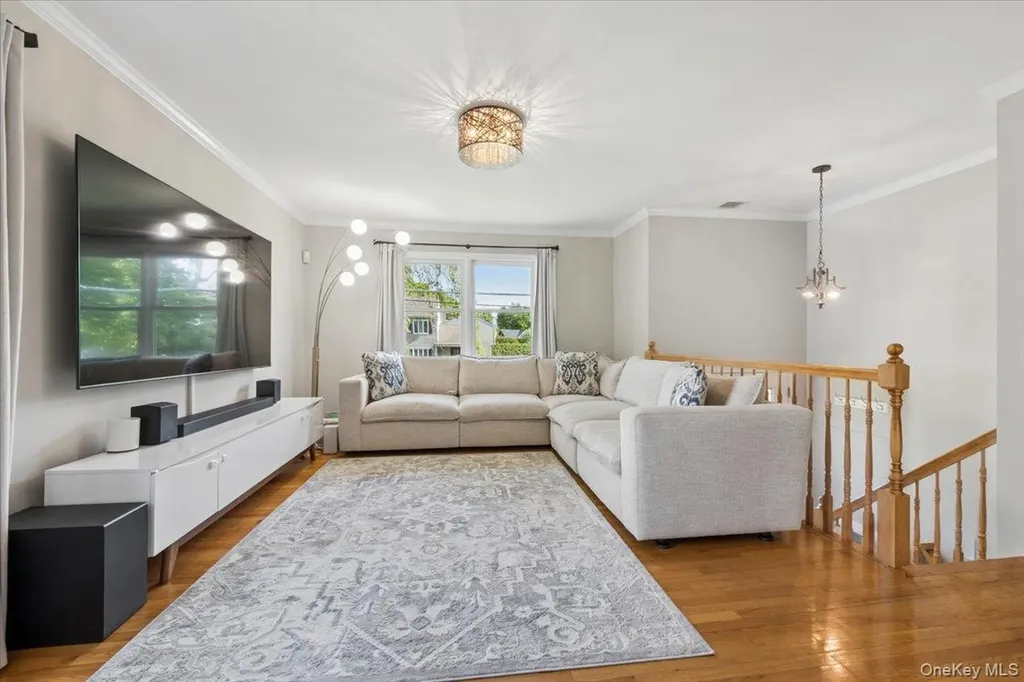 2 Carrigan Avenue White Plains NY 10605
