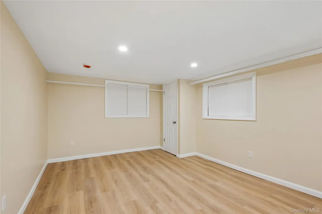 261 Marcellus Road Mineola NY 11501