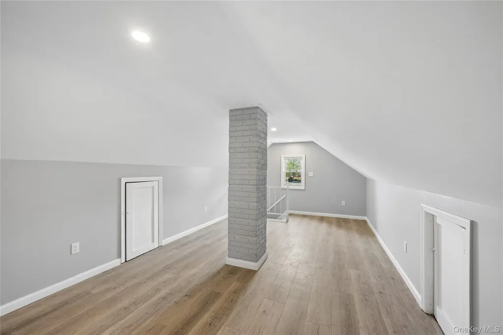 261 Marcellus Road Mineola NY 11501