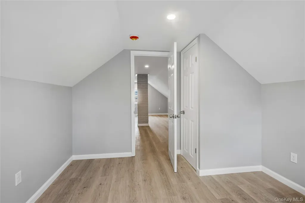 261 Marcellus Road Mineola NY 11501