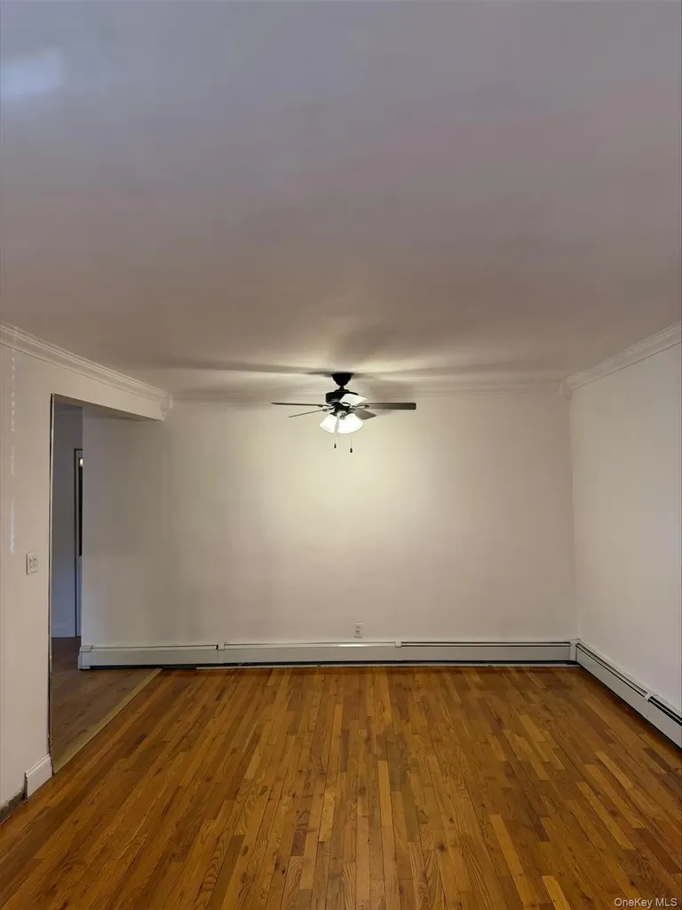 1213 E Broadway Hewlett NY 11557