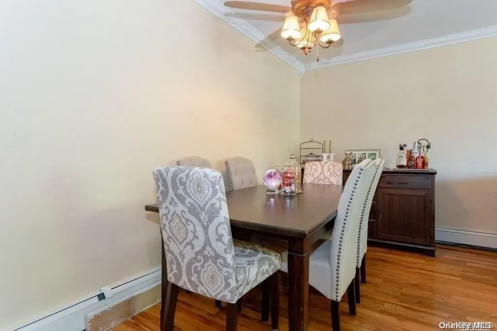 1213 E Broadway Hewlett NY 11557