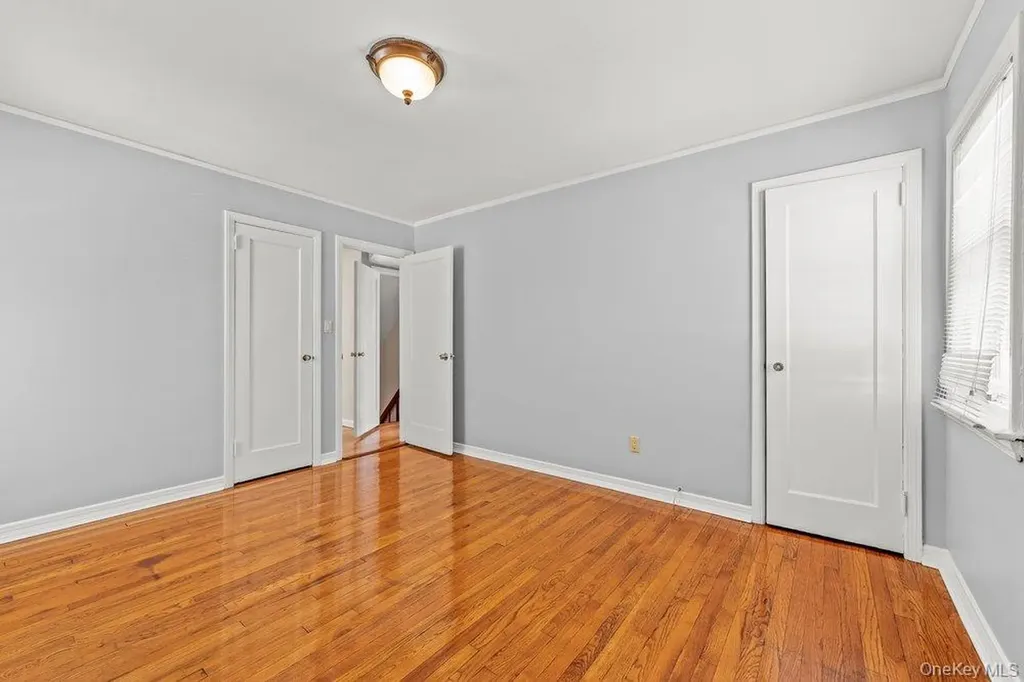 134 E Dover Street Valley Stream NY 11580
