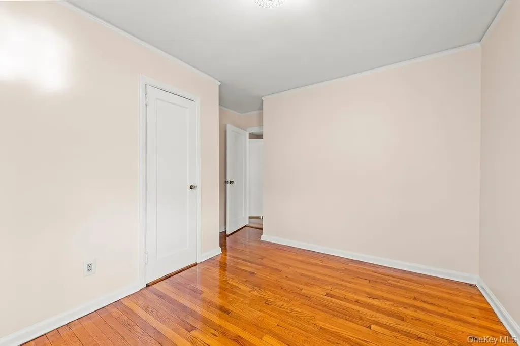 134 E Dover Street Valley Stream NY 11580