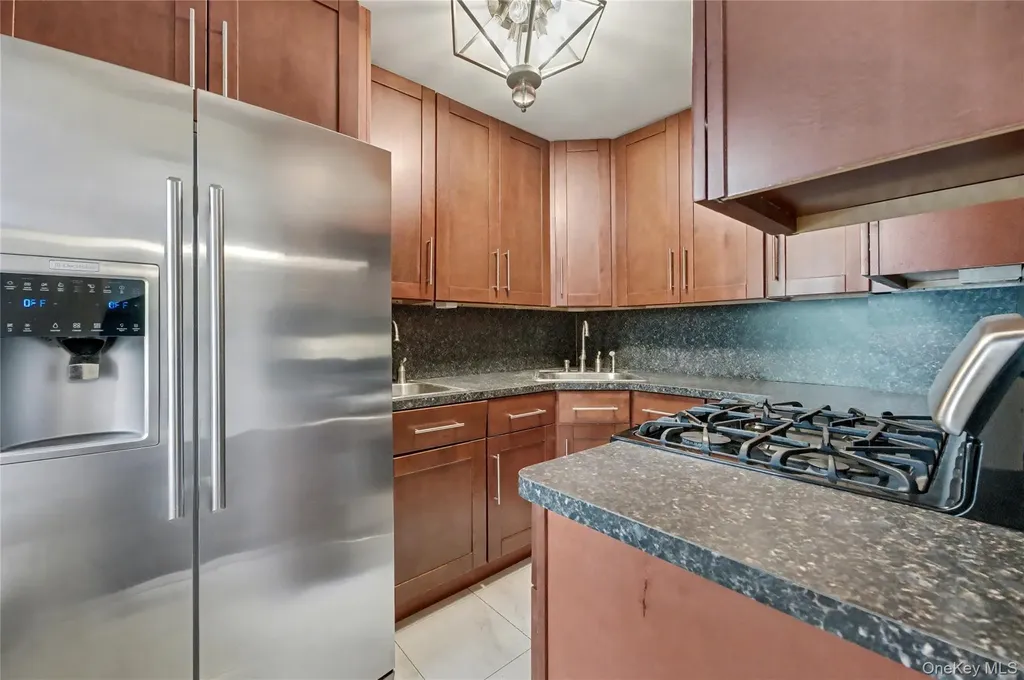 800 Ocean Parkway Brooklyn NY 11230