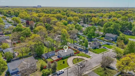 683 Broadway Brentwood NY 11717