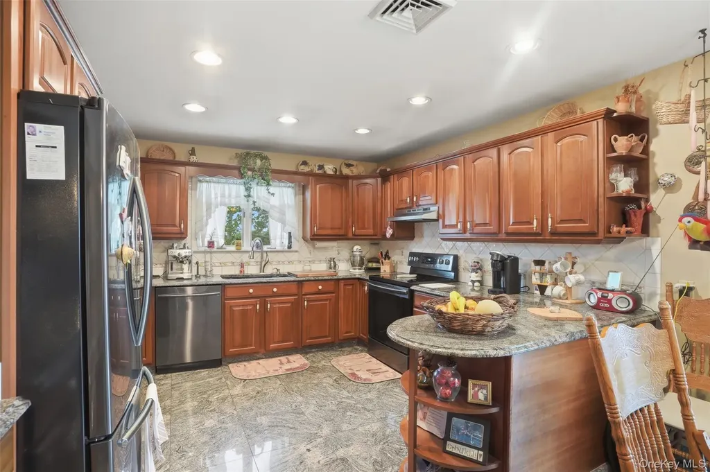 226 Wallkill Road Walden NY 12586