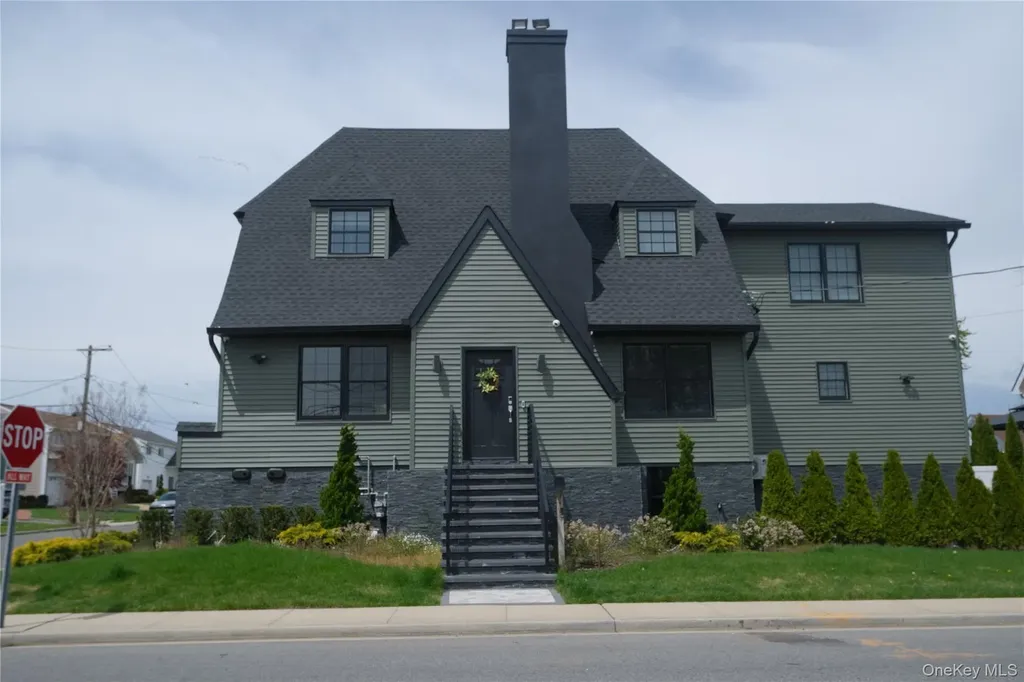 3380 Weidner Avenue Oceanside NY 11572
