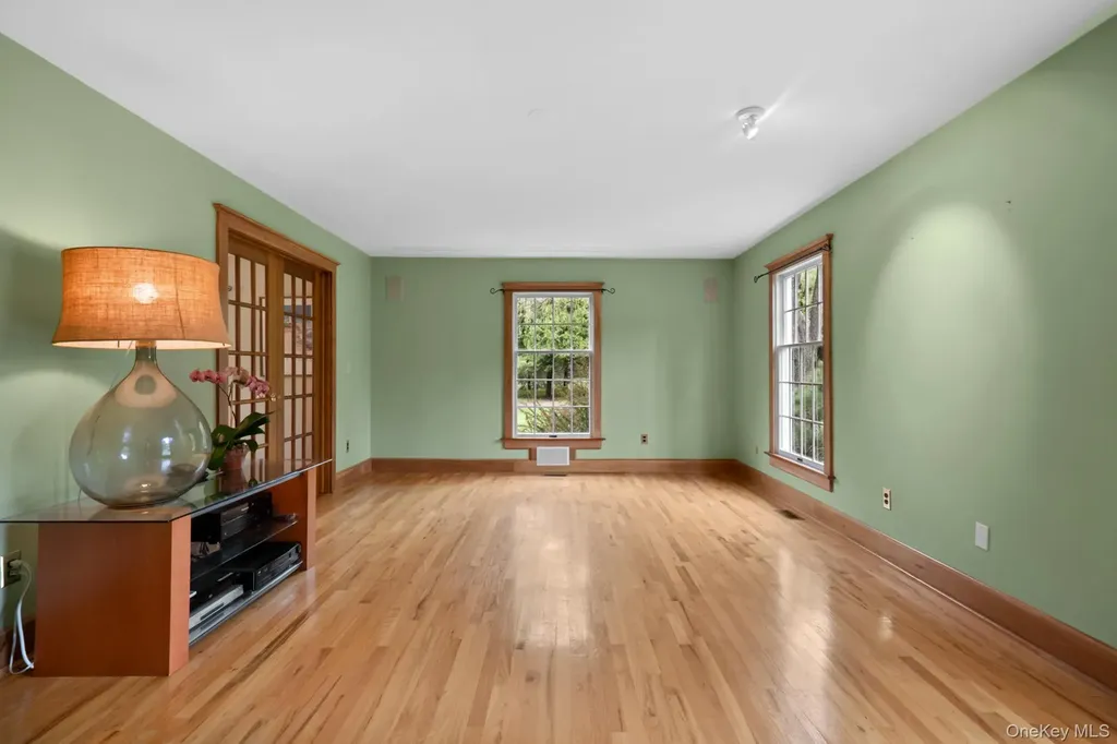 6 Prairie Lane Brookhaven NY 11719