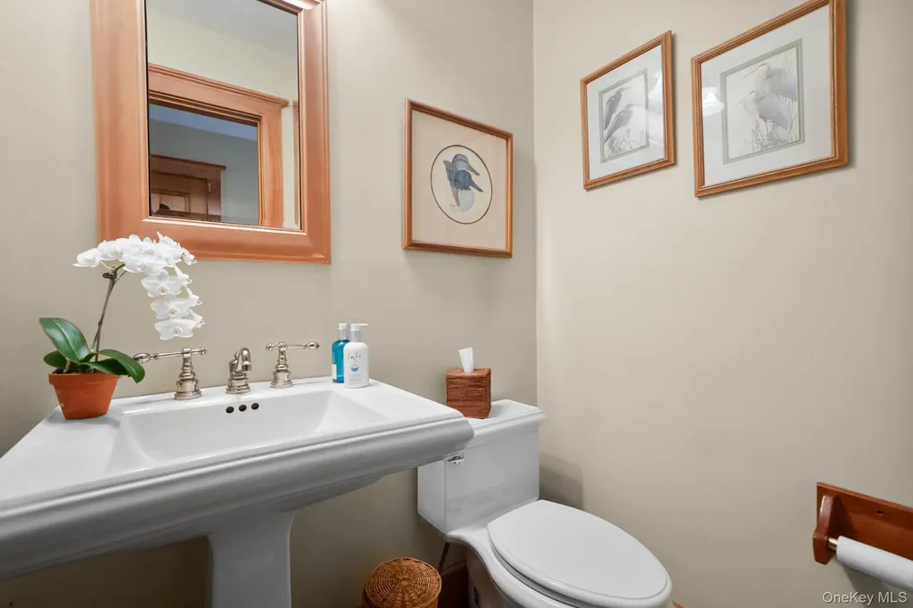 6 Prairie Lane Brookhaven NY 11719