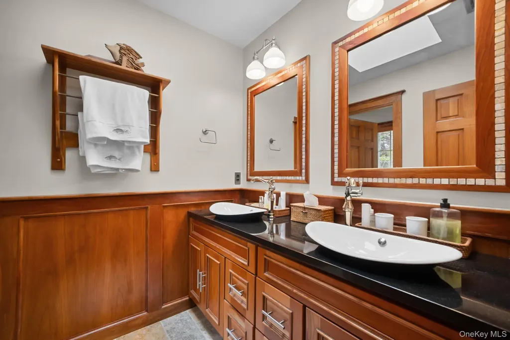 6 Prairie Lane Brookhaven NY 11719