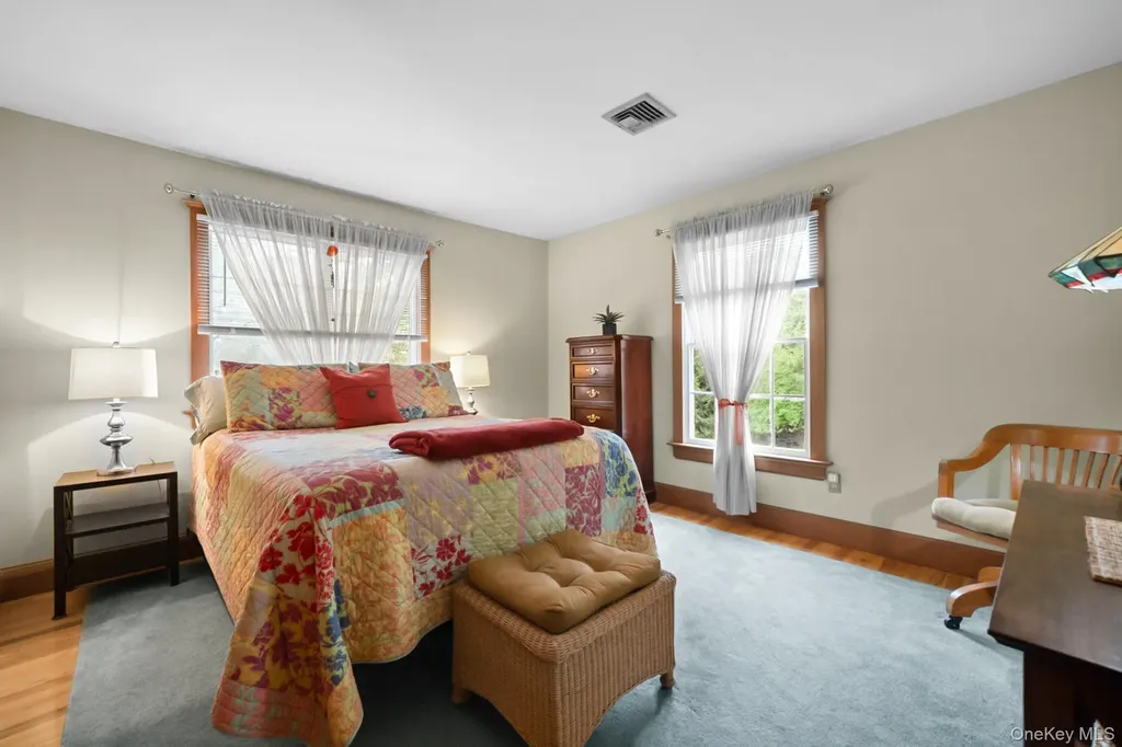 6 Prairie Lane Brookhaven NY 11719