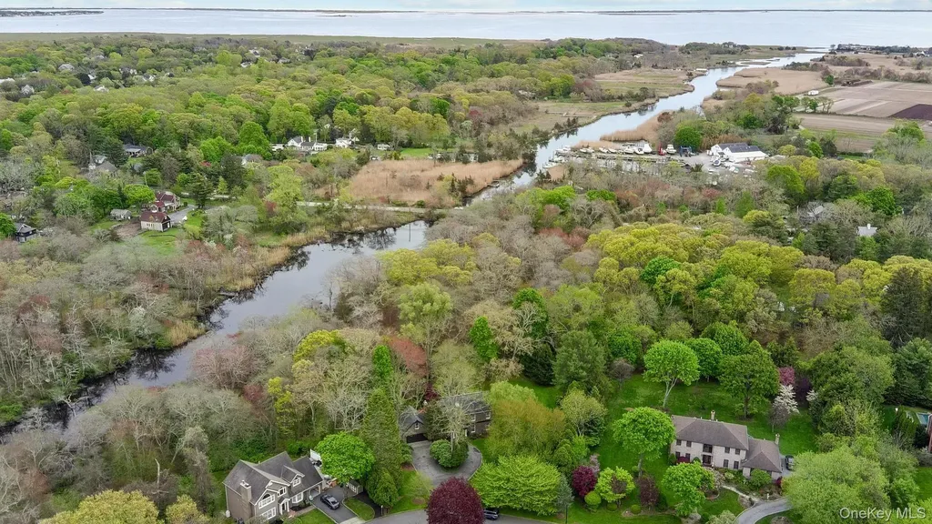 6 Prairie Lane Brookhaven NY 11719