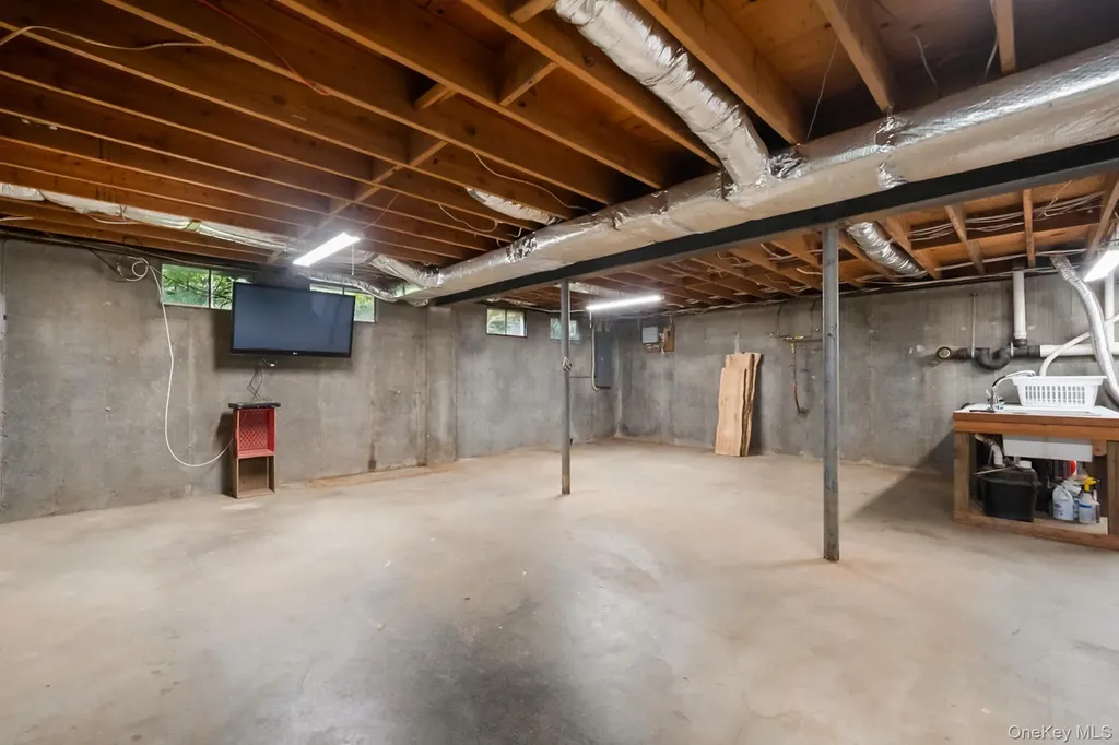 6 Prairie Lane Brookhaven NY 11719