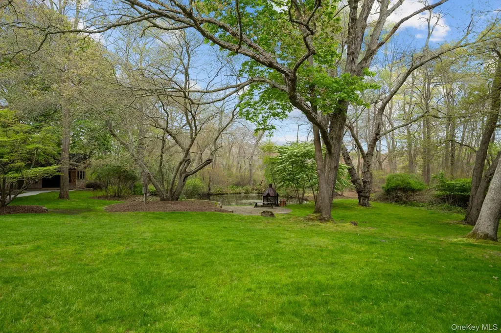 6 Prairie Lane Brookhaven NY 11719