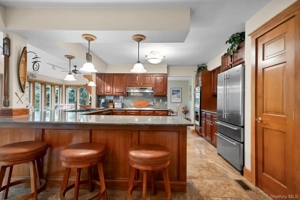 6 Prairie Lane Brookhaven NY 11719