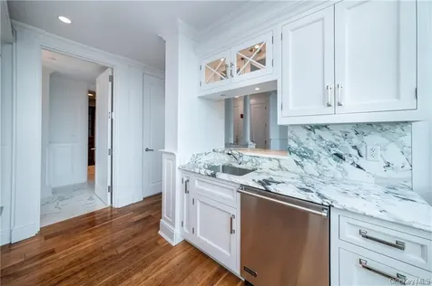 175 Huguenot Street New Rochelle NY 10801