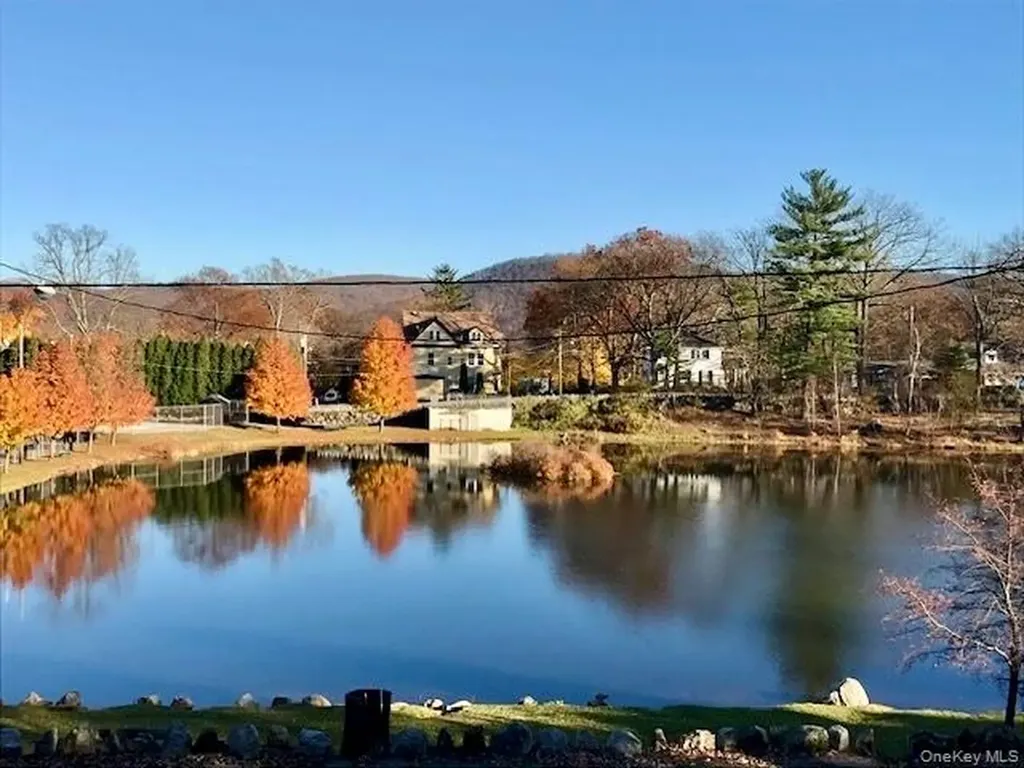 42 Roe Avenue Highland Falls NY 10928