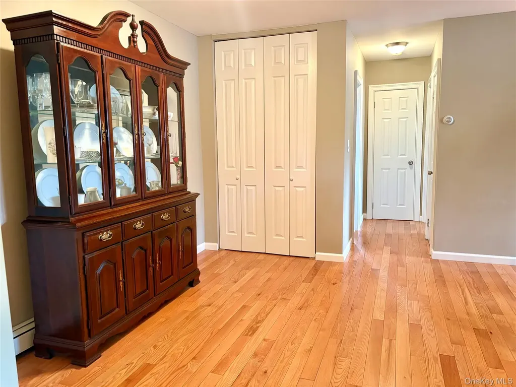 216 Westend Avenue Freeport NY 11520