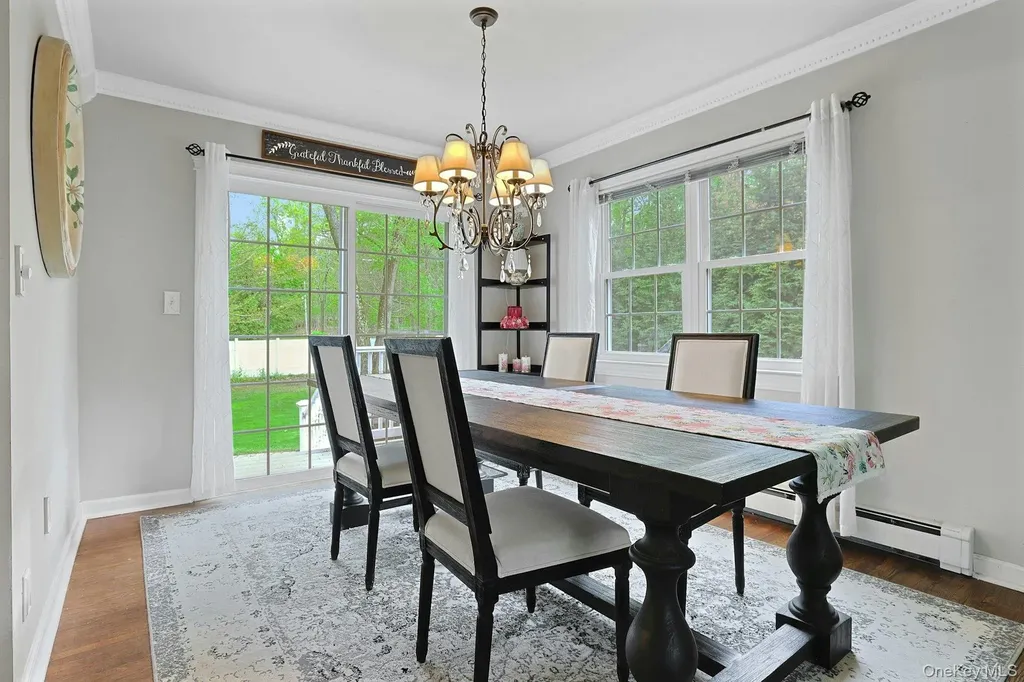 6 Mendolia Court Pearl River NY 10965