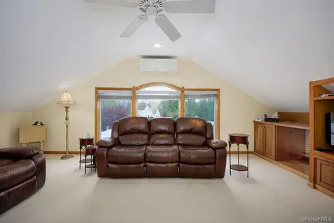 90 Woodcrest Drive Hopewell Junction NY 12533
