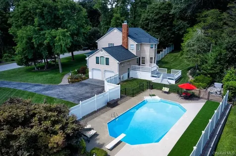 90 Woodcrest Drive Hopewell Junction NY 12533
