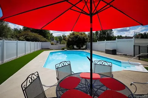 90 Woodcrest Drive Hopewell Junction NY 12533
