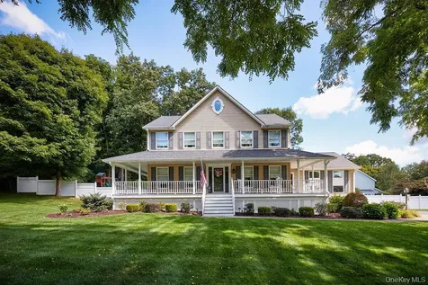 90 Woodcrest Drive Hopewell Junction NY 12533