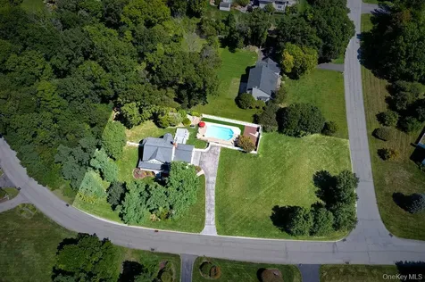 90 Woodcrest Drive Hopewell Junction NY 12533