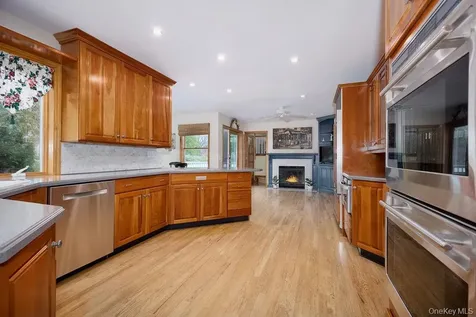 90 Woodcrest Drive Hopewell Junction NY 12533