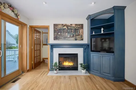 90 Woodcrest Drive Hopewell Junction NY 12533