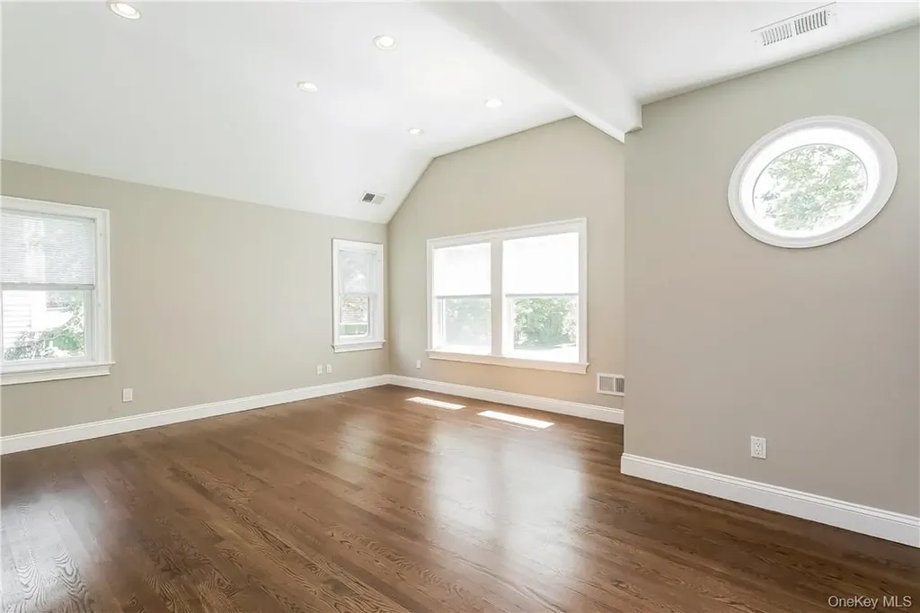 20 Walker Avenue Rye NY 10580