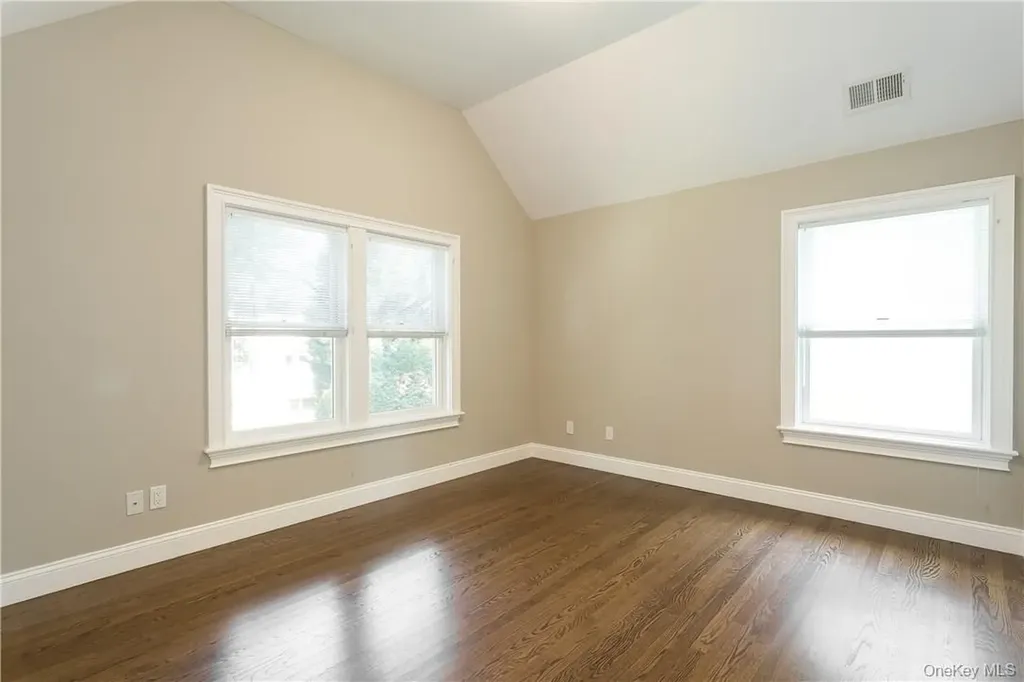 20 Walker Avenue Rye NY 10580