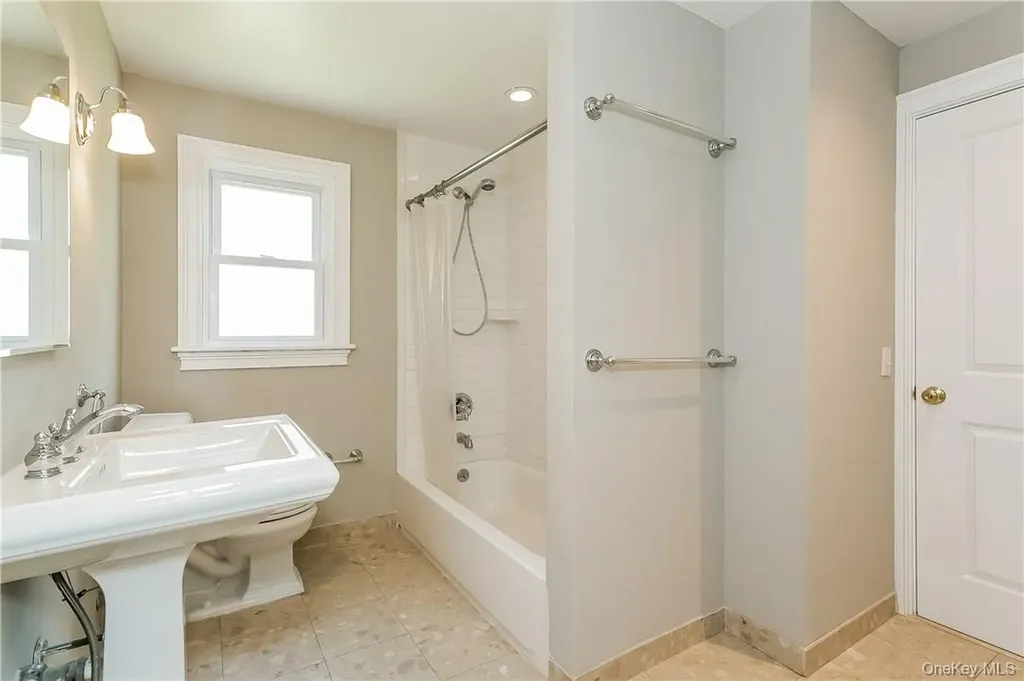 20 Walker Avenue Rye NY 10580