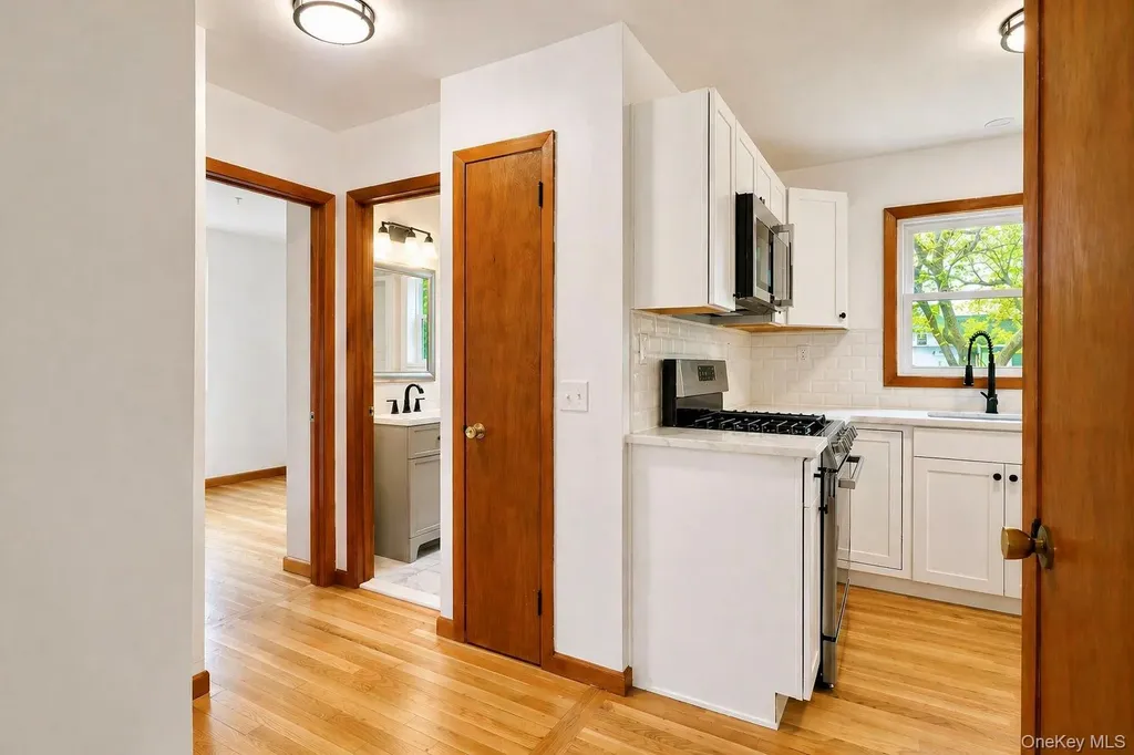16 Brewster Drive Middletown NY 10940