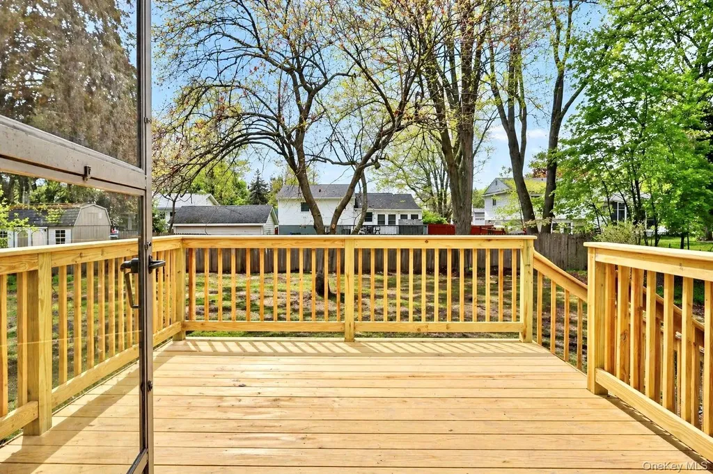16 Brewster Drive Middletown NY 10940