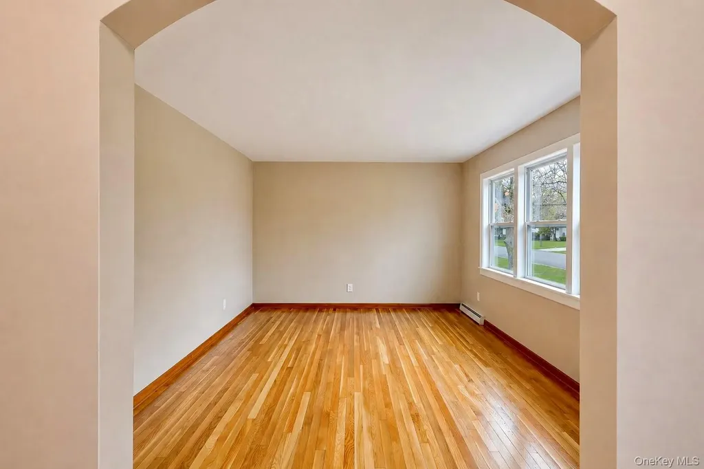 16 Brewster Drive Middletown NY 10940