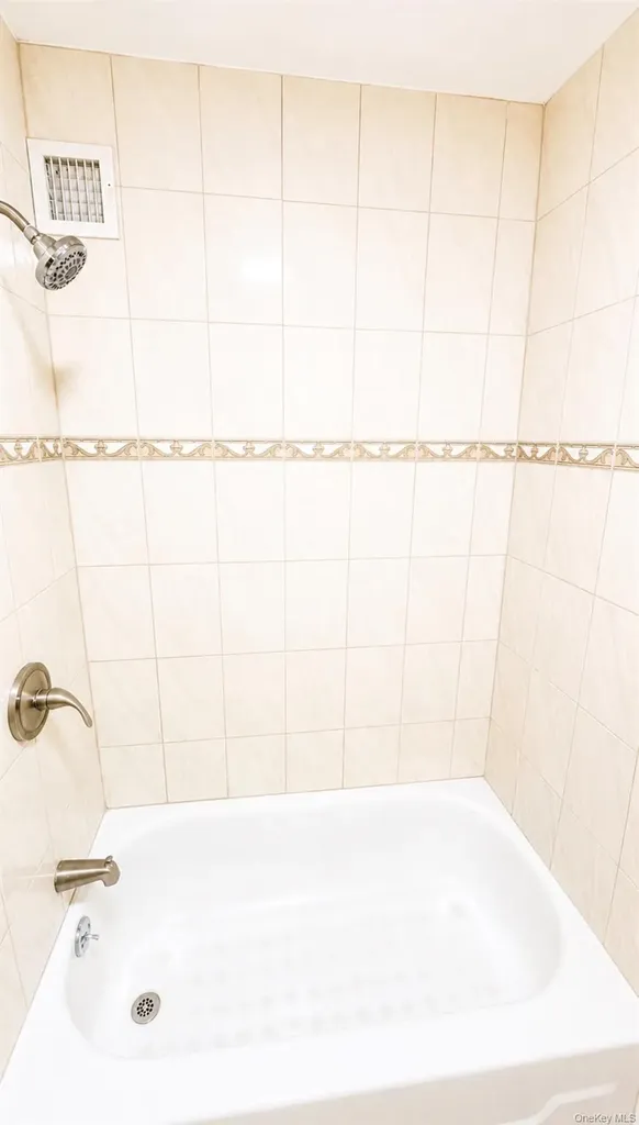 404 Logan Street Brooklyn NY 11208