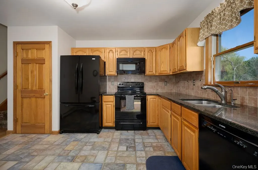 15 Red Hawk Hollow Road Wappingers Falls NY 12590