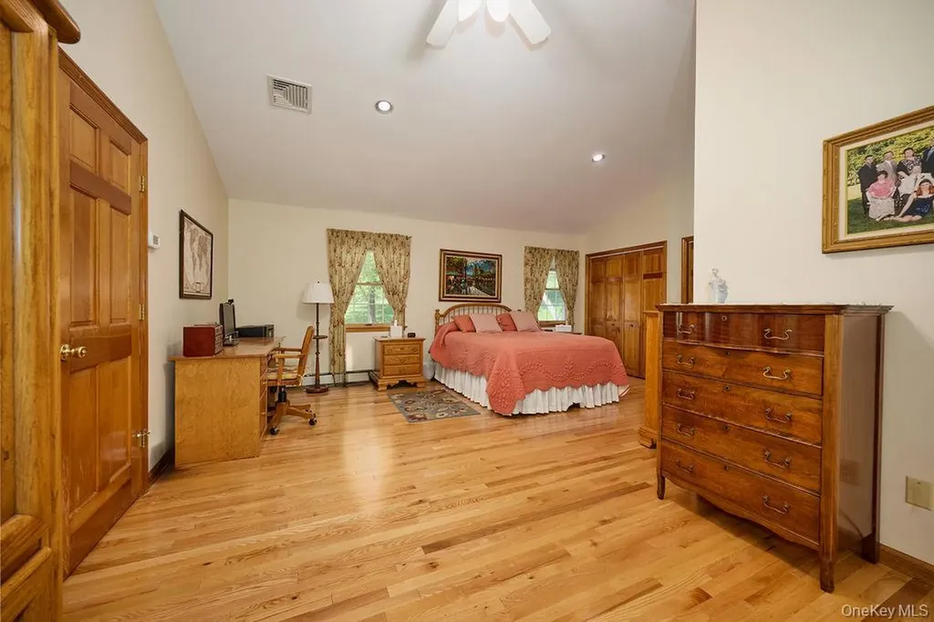 15 Red Hawk Hollow Road Wappingers Falls NY 12590