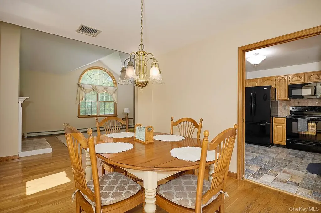 15 Red Hawk Hollow Road Wappingers Falls NY 12590