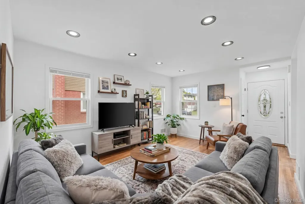 1977 Jackson Avenue Elmont NY 11003